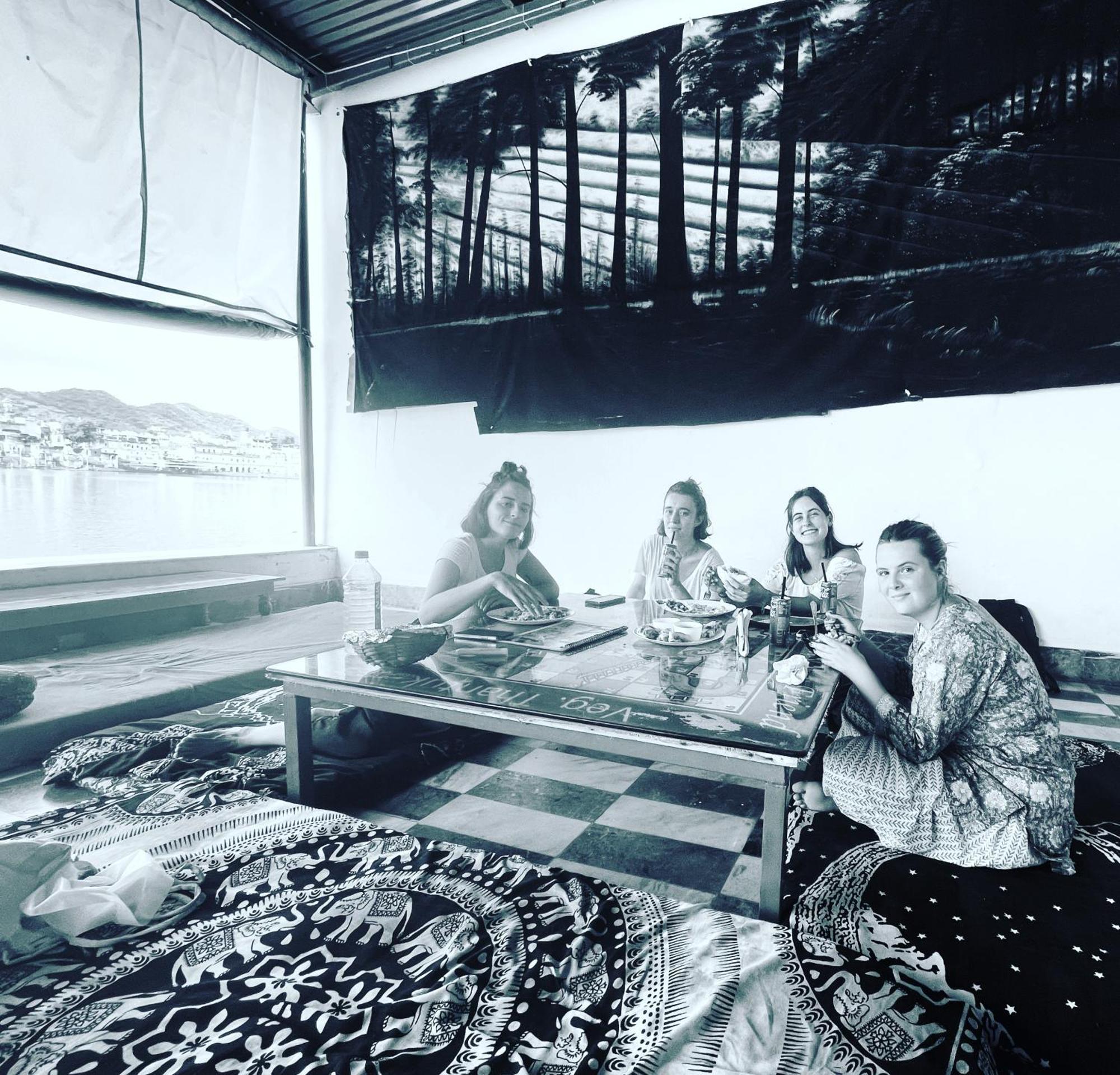 Doctor Alone Hostel Pushkar Luaran gambar
